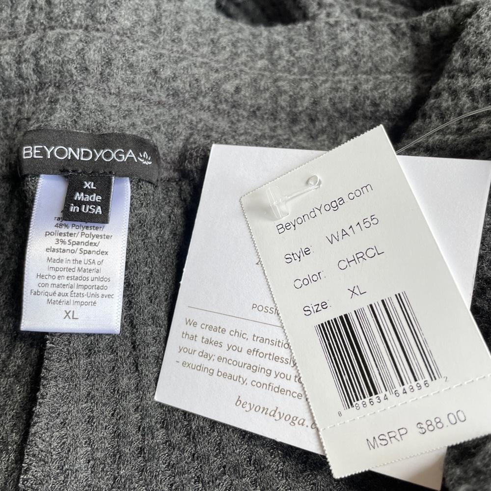BEYOND YOGA Easy Waffle Knit Sweatpant in Charcoal - Picture 7 of 7